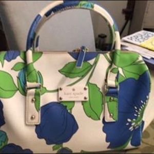 Kate Spade Handbag. Perfect for summer